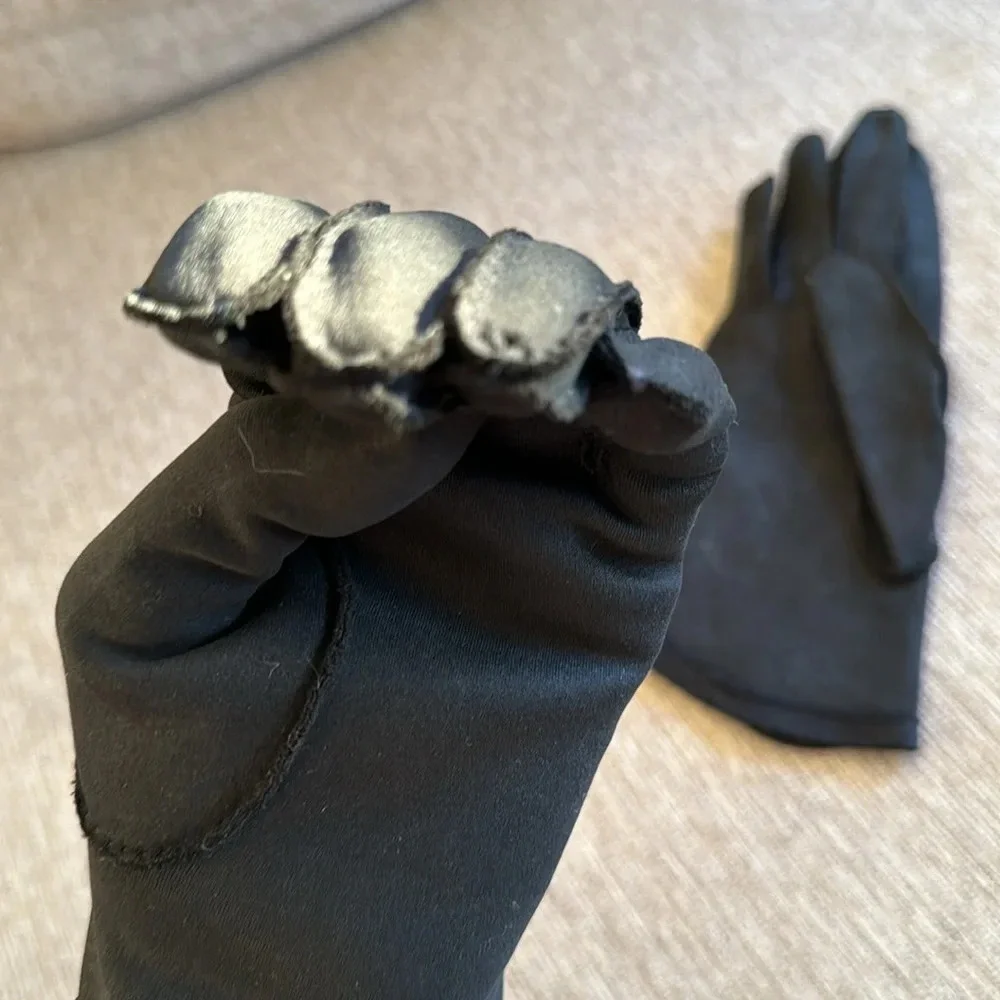 Vintage gloves